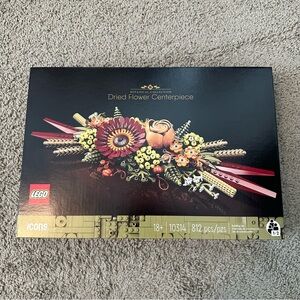 NEW SEALED, RETIRED SET - LEGO Dried Flower Centerpiece, Botanical Collection